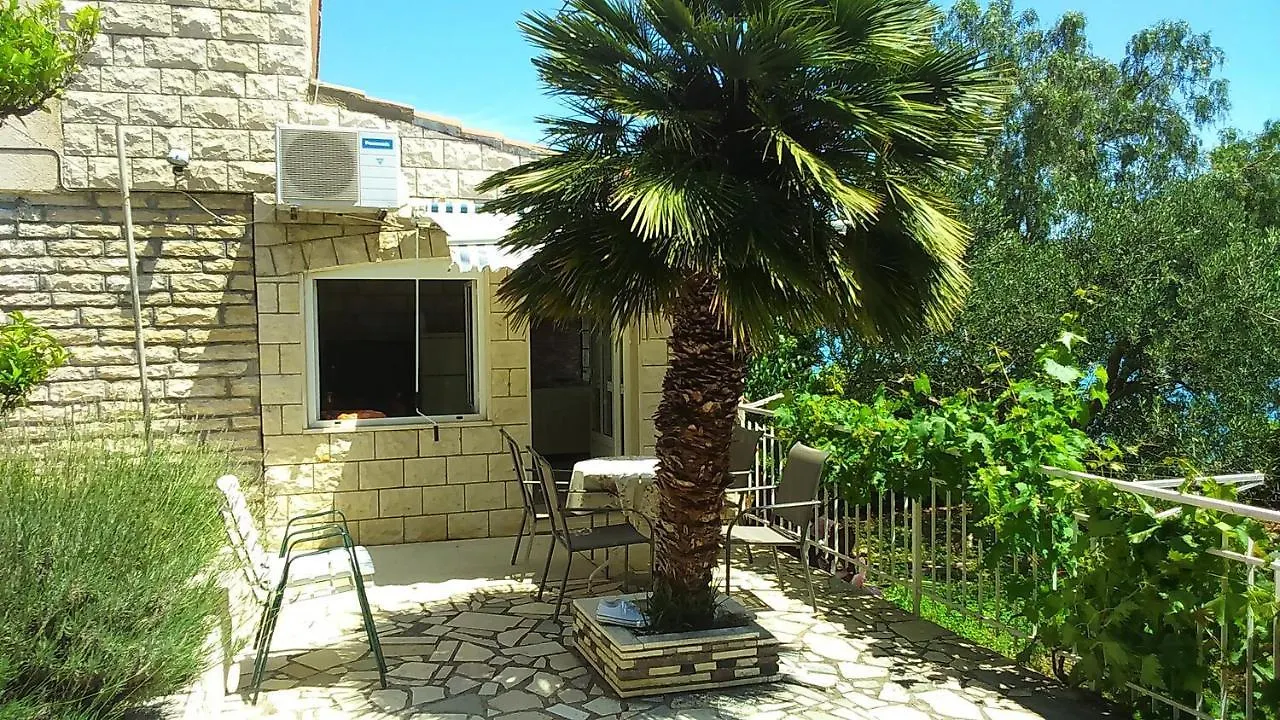 Apartments By The Sea Seget Donji, Trogir - 19351